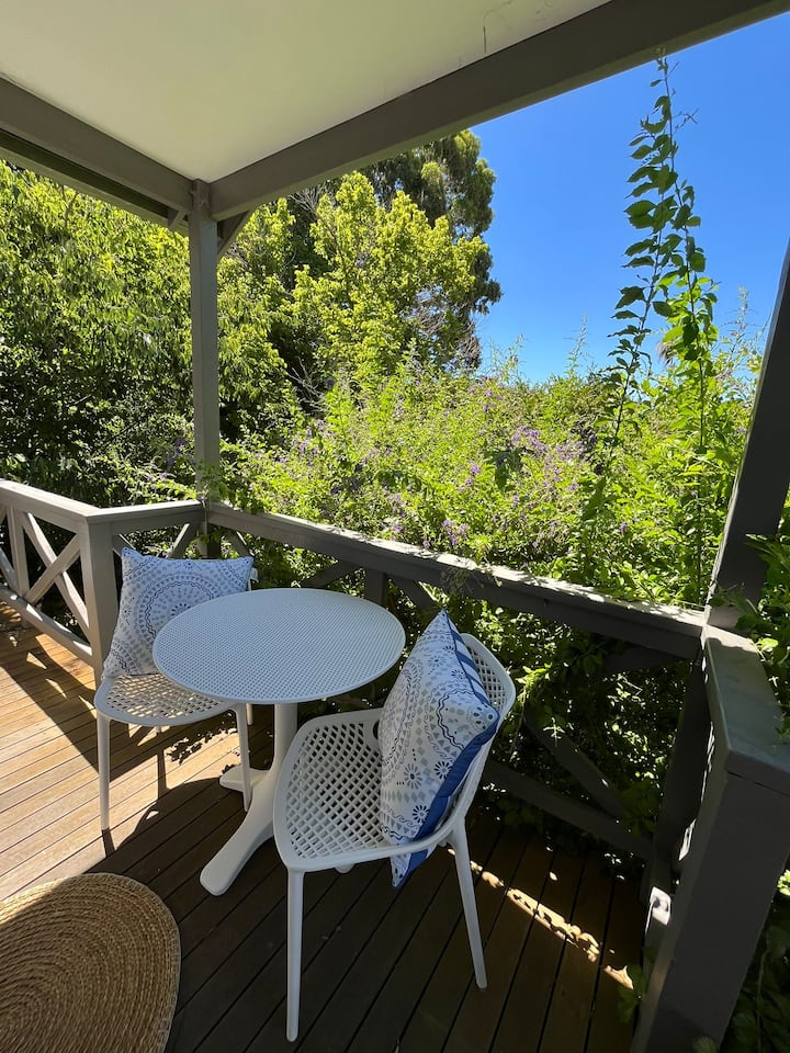 Tranquil Garden Cottage Retreat - Gooseberry Hill - Greenmount