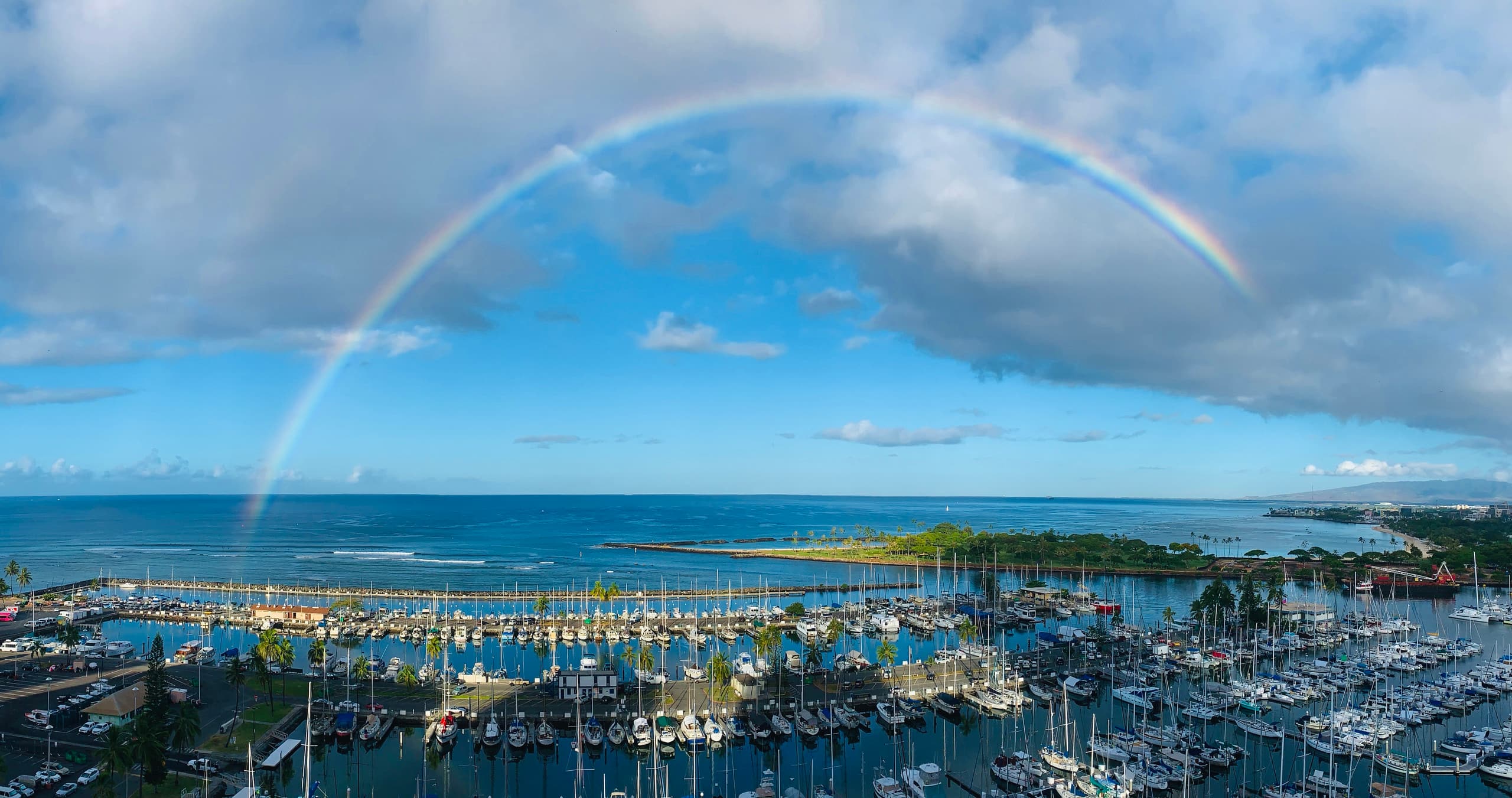 Condo in Honolulu · ★5.0 · 1 bedroom · 2 beds · 1 private bath - Image 15