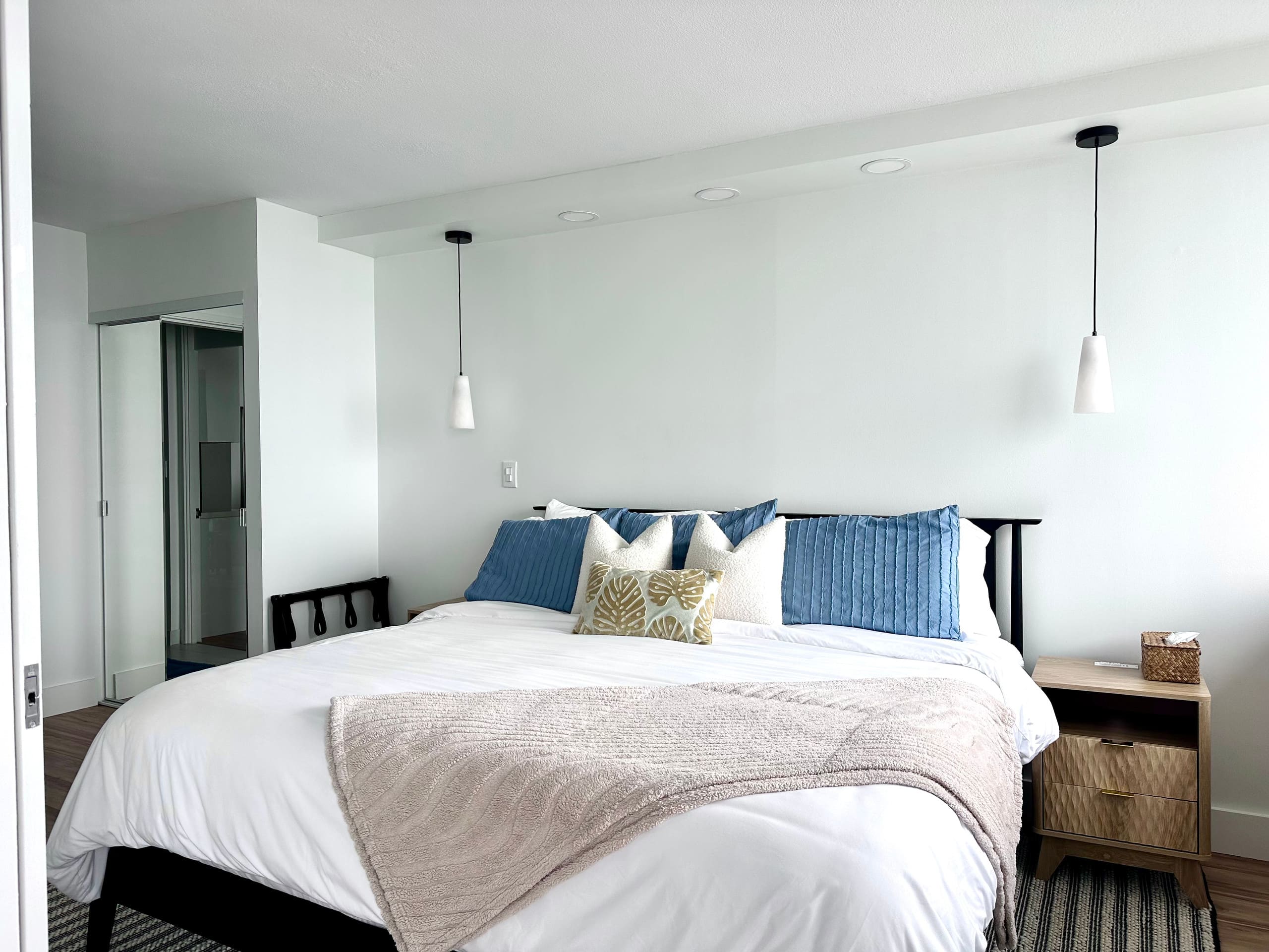 Condo in Honolulu · ★5.0 · 1 bedroom · 2 beds · 1 private bath - Image 8