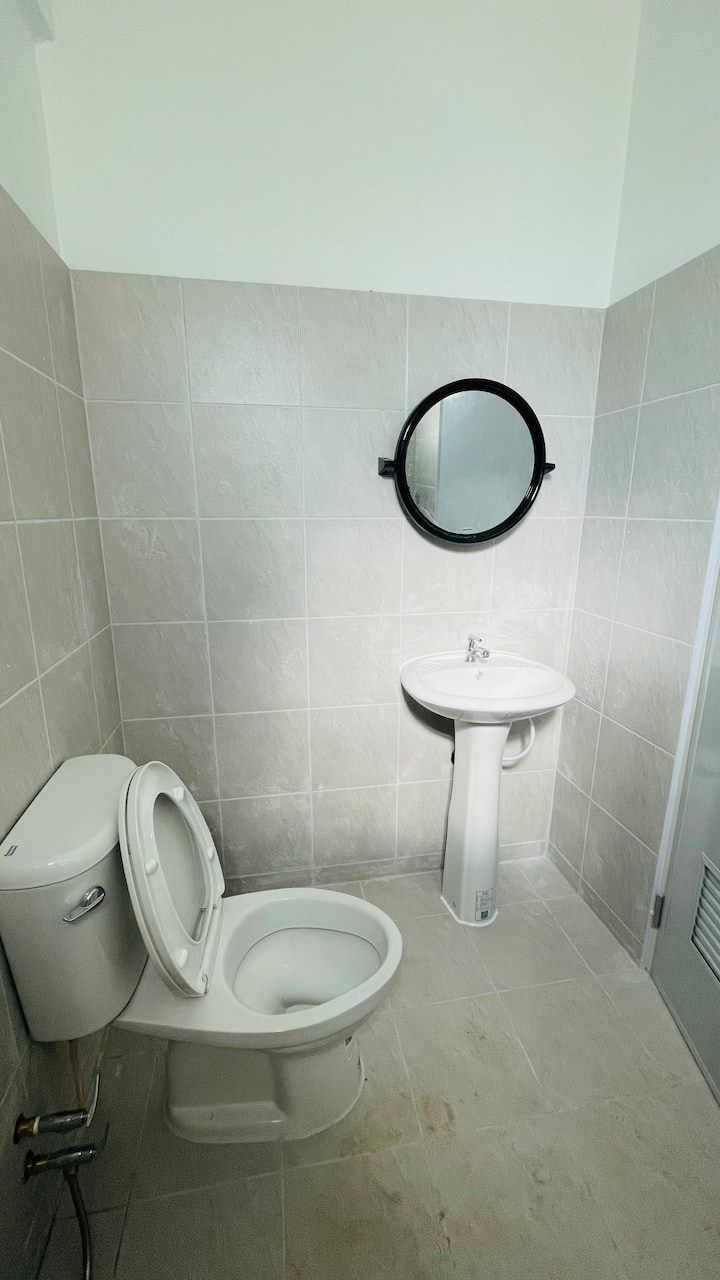 Very Budget Studio+free Wifi In Town Pet Friendly - Phuket
