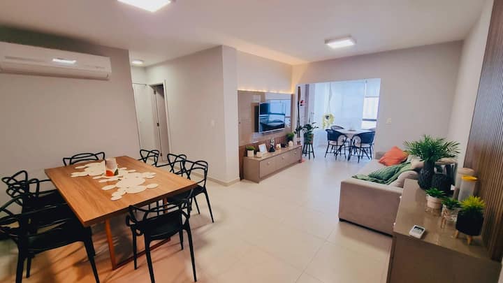 Apartamento De 3 Quartos A 100 M Da Praia - Bombinhas