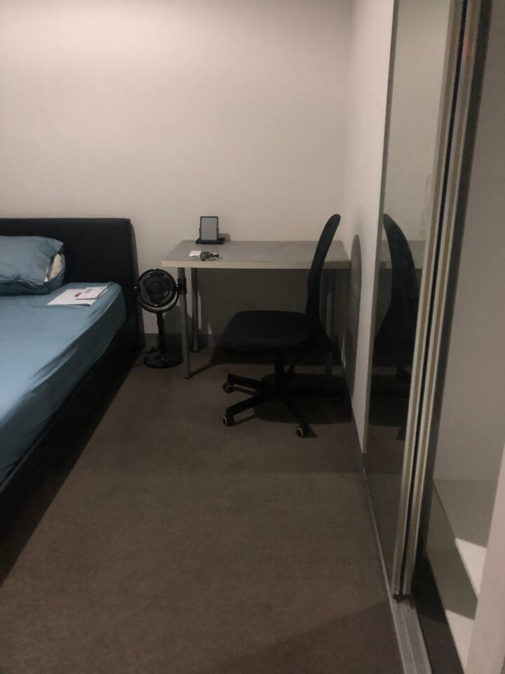 საძინებელი 2