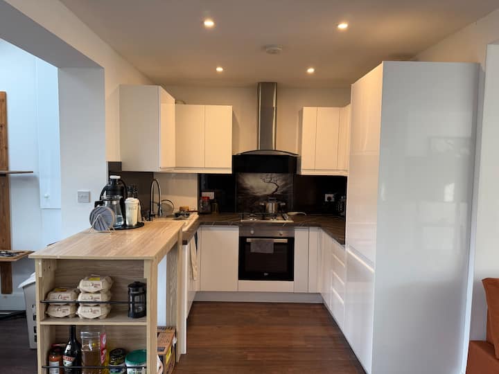 En-suite - Super King Sized Bed- Racecourse Nearby - Doncaster
