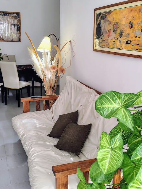 Popular Airbnb listing: HouseBoutique Mendoza | Design + Comfort in Godoy Cruz