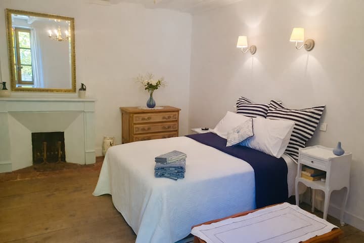 Charming House In Lively Saint Antonin Noble Val - Saint-Antonin-Noble-Val
