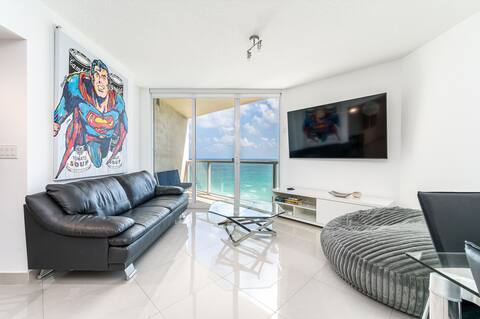 Popular Airbnb listing: Super Ocean Views! Modern, Miami Vibes. in Sunny Isles Beach