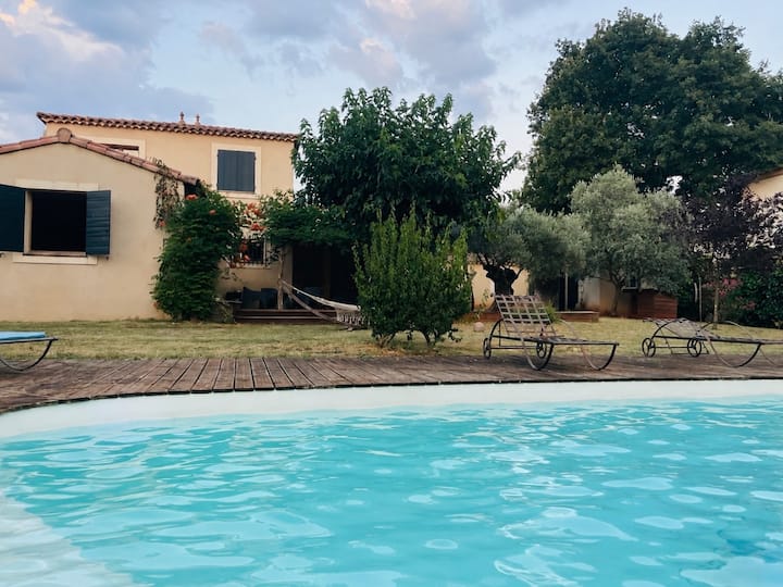 Villa Avec Piscine Dans Un Village De Caractère - Uzès