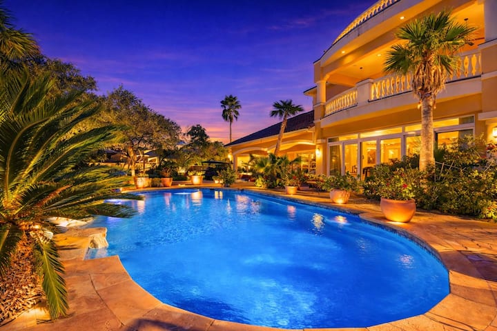 Private Pool Casita, King Bed, Full Kitchen, Grill - San Antonio, TX