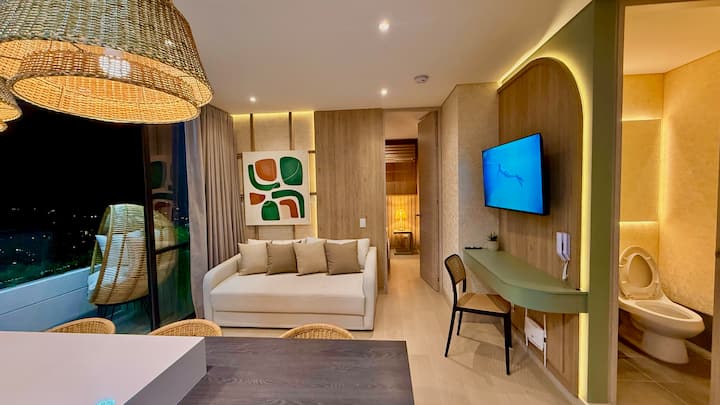 2013 Lujoso Apartamento En El Poblado, Medellín - Envigado