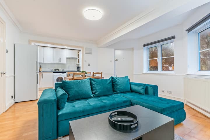 Airy 2 Bed | Free Parking, Sleeps 7, Ground Floor - Centro de Londres