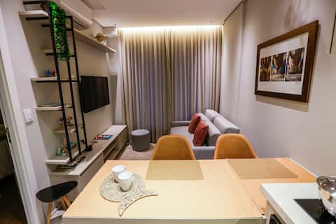 Popular Airbnb listing: New Apartment - Rooftop Pool Vacancy in Bigorrilho