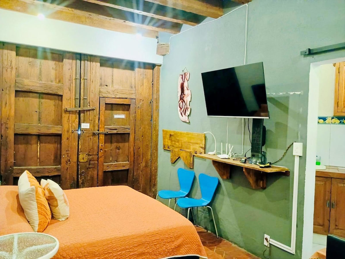 Top performing Airbnb: Tizapan Angel Beautiful 1BE-1BA in Jardines Del Pedregal