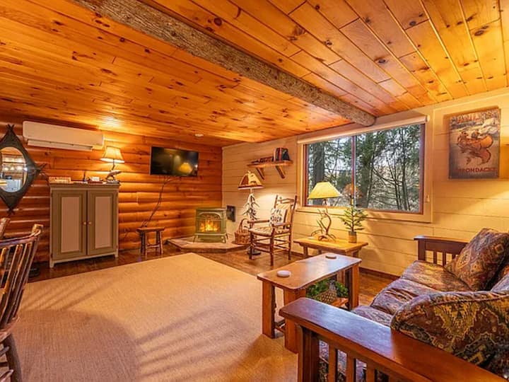 Trout Cabin On Lake Colby, Saranac Lake - Saranac Lake, NY
