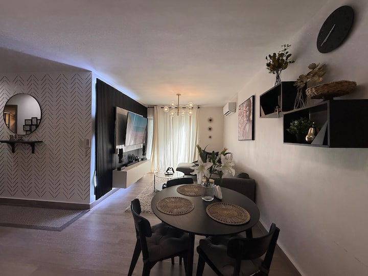 Refugio Moderno Y Equipado En Punta Cana/pool/bbq - Punta Cana