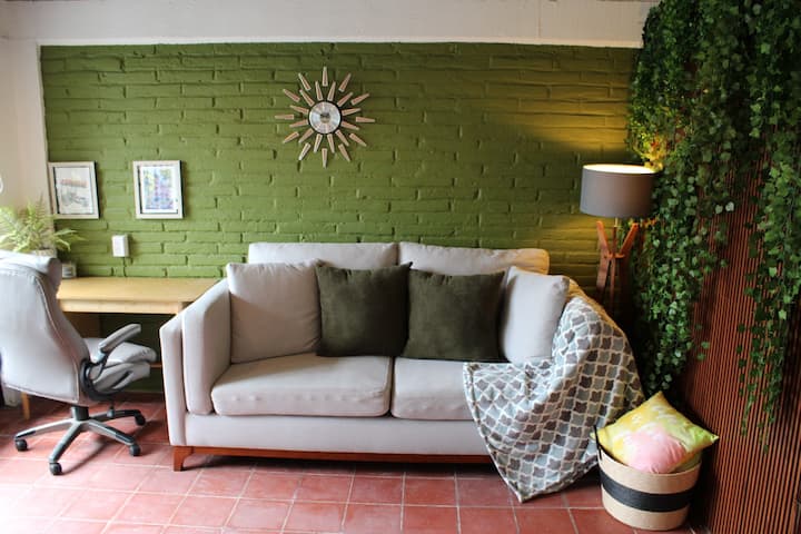 Cozy 1 Br & 1 Bath, 3 Blocks To The Beach - Puerto Vallarta