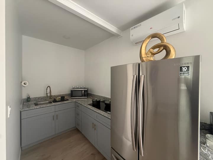 Nice And Private Guest Apartment! - Lawrenceville, GA