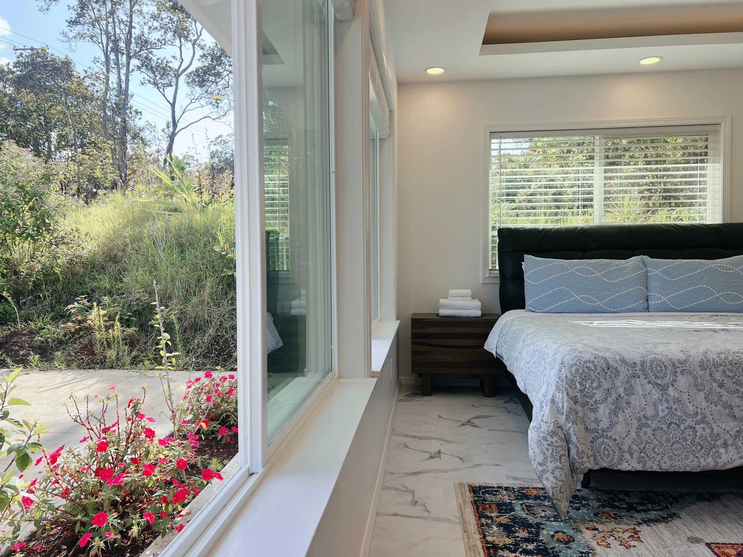 Home in Volcano · ★4.94 · Studio · 1 bed · 1 private bath - Image 4