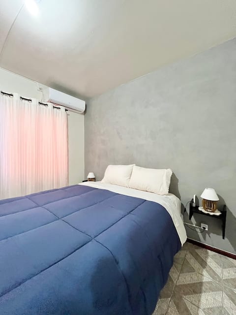 Top performing Airbnb: Apartment near JL mall in Cascavel