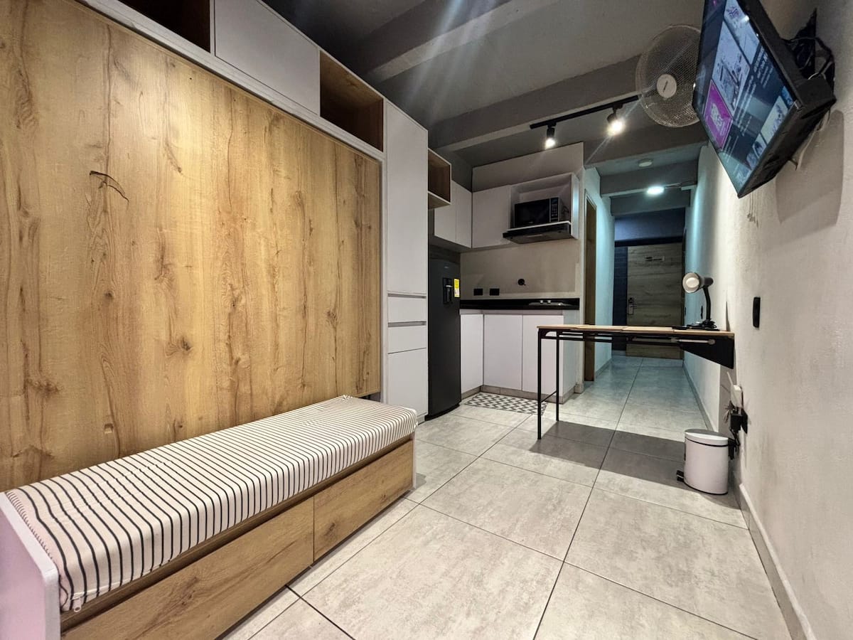 Bright Studio — Central Medellín — Photo