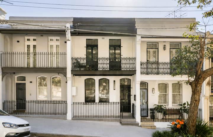 Charming 4br Surry Hills Terrace Walk To Cbd - マンリー・カウンシル