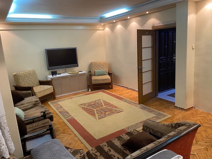 Spacious Apartment Close To Tram And Hospital. - Başakşehir