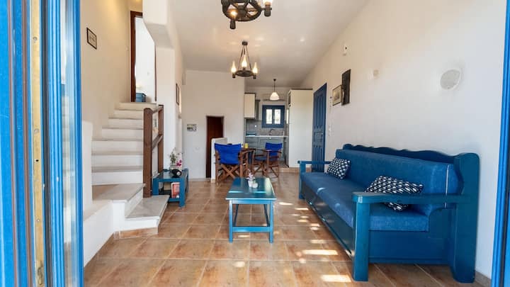 Cycladic Two Bedroom House With Shared Pool - Парос