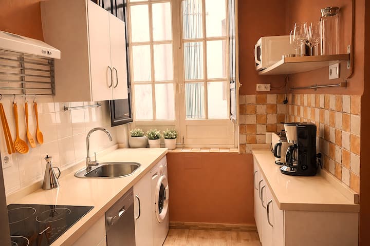Luminoso Apartamento Andaluz Con Balcones.4 - セビーリャ