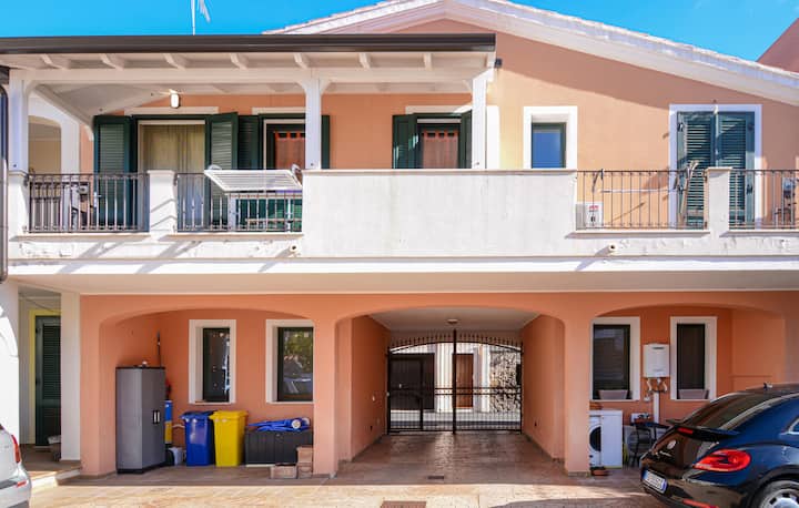 2 Bedroom Gorgeous Apartment In Sant'antioco - Carbonia