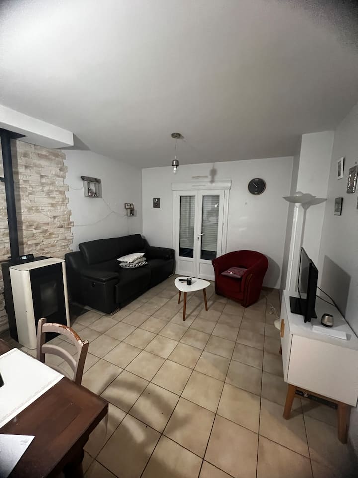 Maison De Famille Avec Jardin - Surgères
