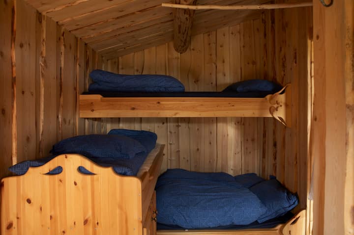 საძინებელი 1