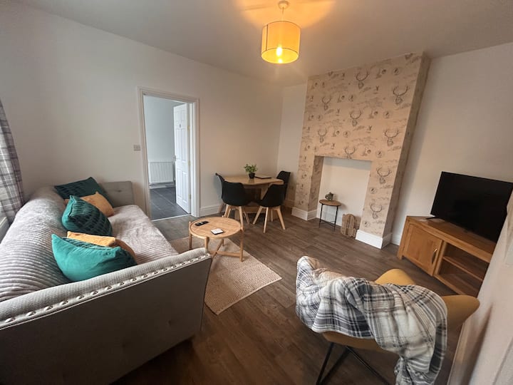 4 Bedroom 2 Bath Percy House Contractor Haven - Goole