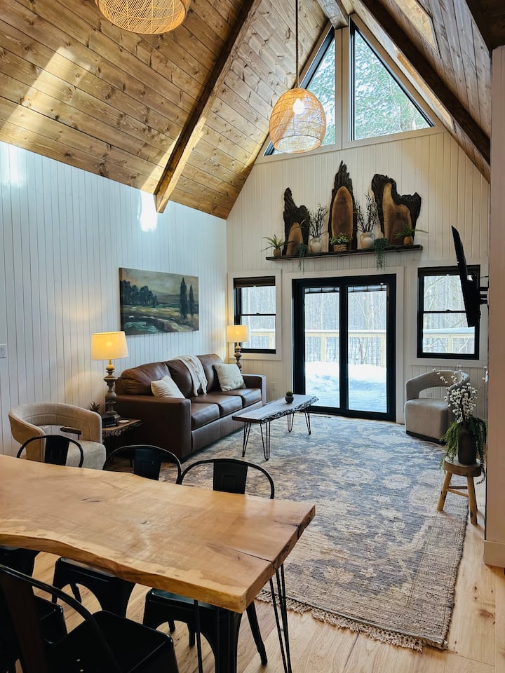 Lofty Treehouse: Beach, Waldameer, Hot Tub, Casino - Erie, PA