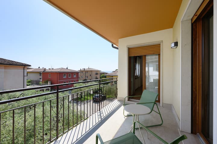 Charming Lake Garda Apartment - Garda