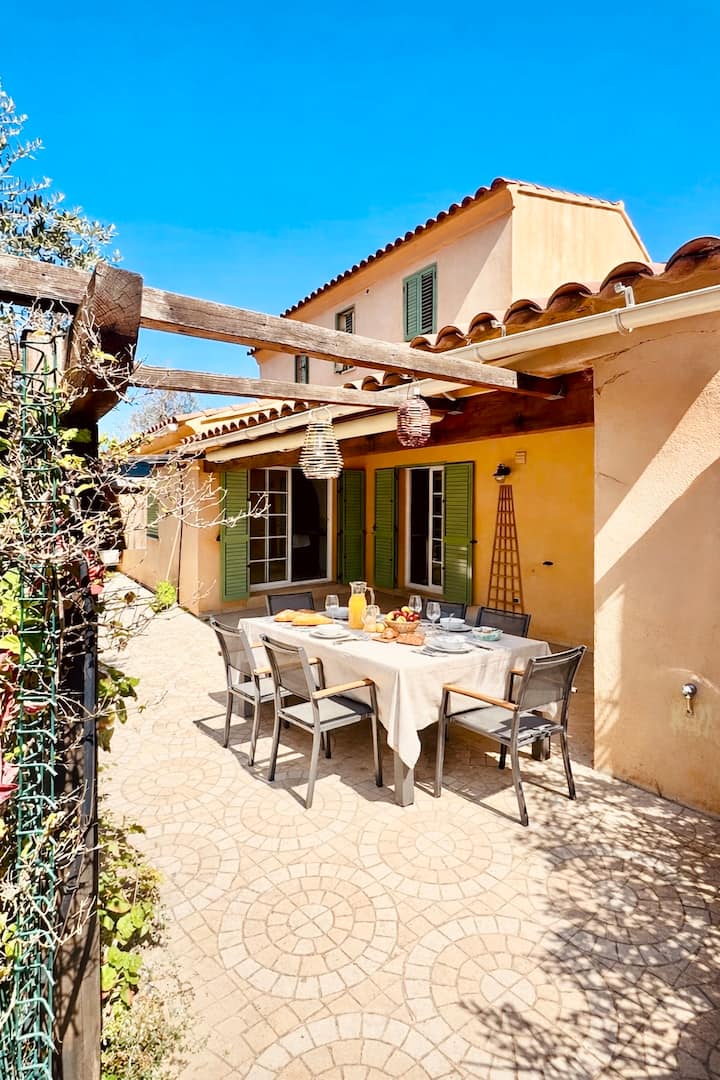 3 Suites + 3 Sdb • Jardin • 5 Min ÎLe-rousse/plage - L'Île-Rousse