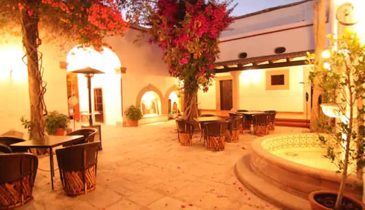 Cazona Hotel Ubicado En Centro Historico - Santiago de Querétaro