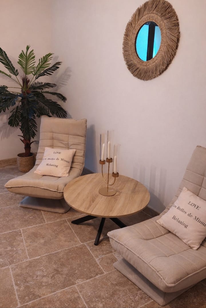 Appartement Avec Jacuzzi "Les Bulles De Minuit" - Arles