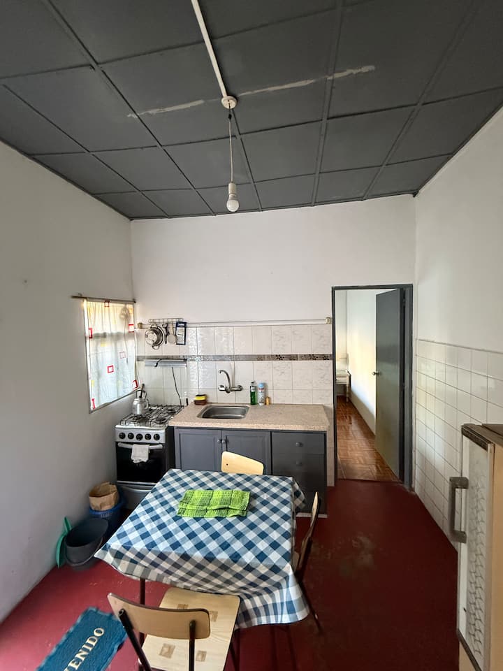 Amplio Apartamento, Céntrico A Pasitos De Todo. - Flores Department
