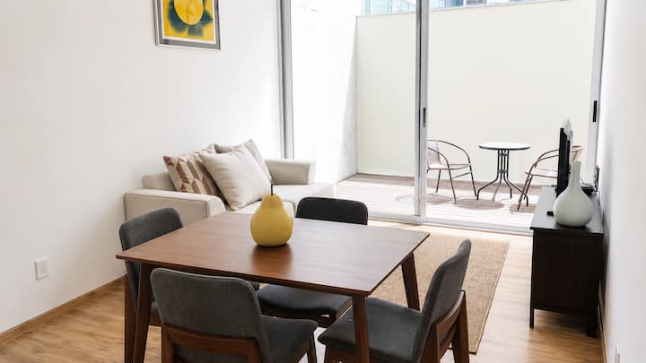 Cozy Two Bed Condo With Balcony In Santa Fe - Mexico City