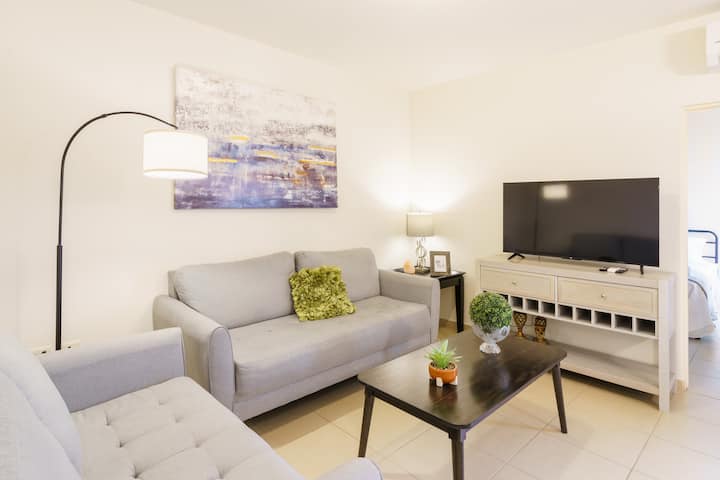 Casa Amplia, Ideal Para Trabajo Descanso - Hermosillo