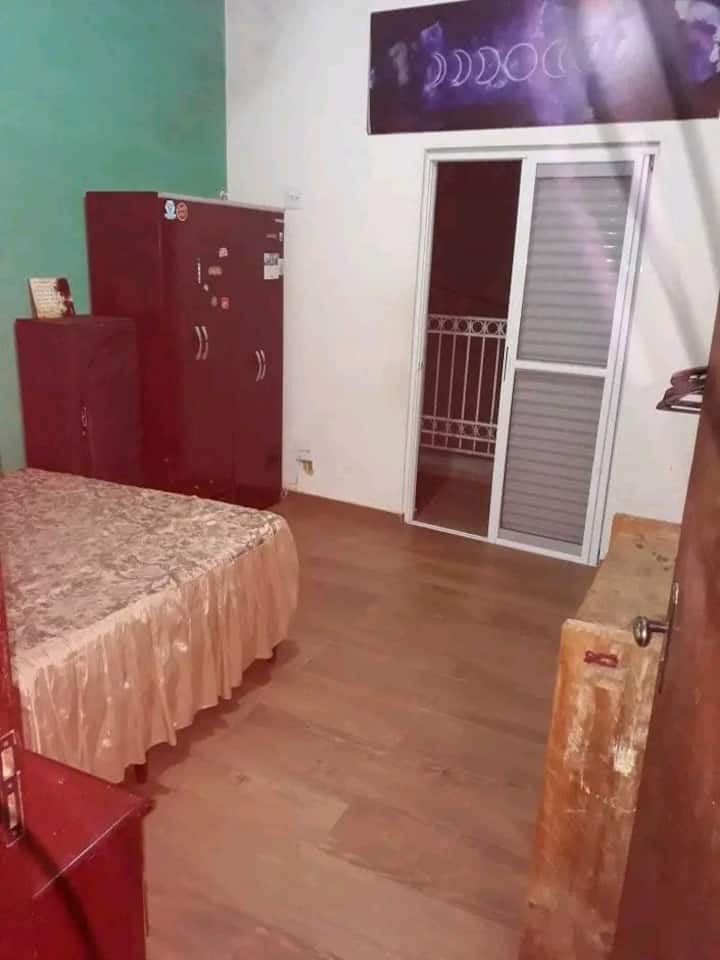 Спалня 2