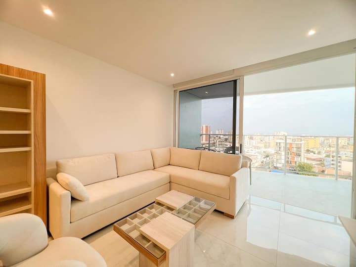Departamento, Vista Panorámica Al Mar. Grand Bay. - Manta