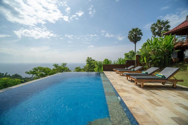 Kubu Diar Seraya With Mountain Valley Ocean Views - Bali