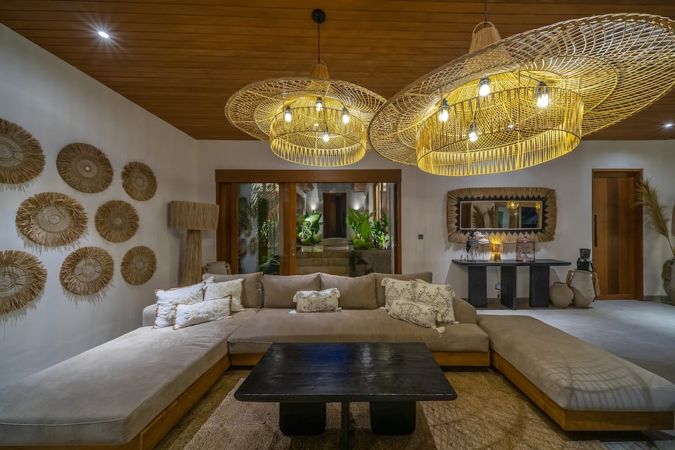 A six-bedroom jungle villa in Ubud, Ubud, Bali, Indonesia, photo 1 of 10