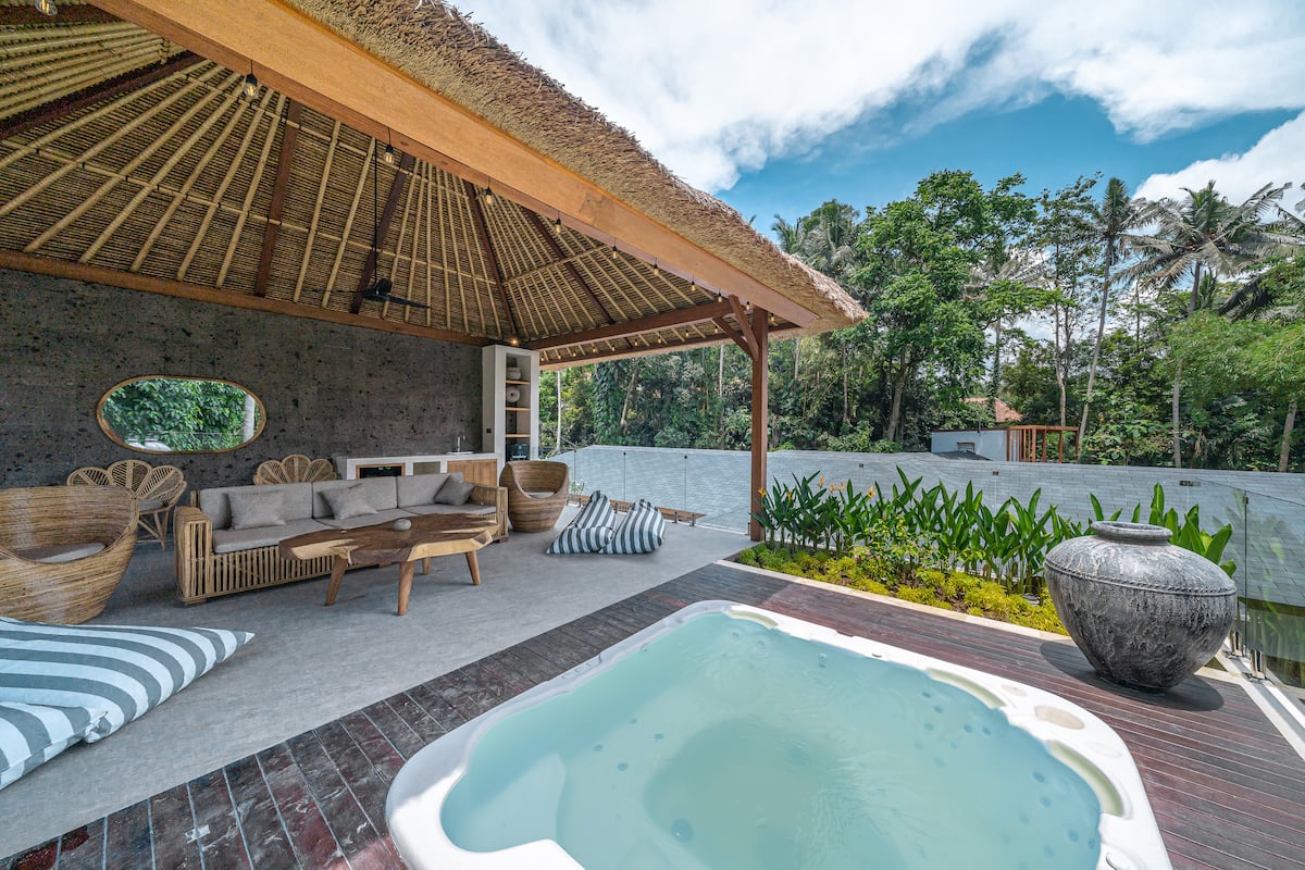 Jungle Oasis — photo 3