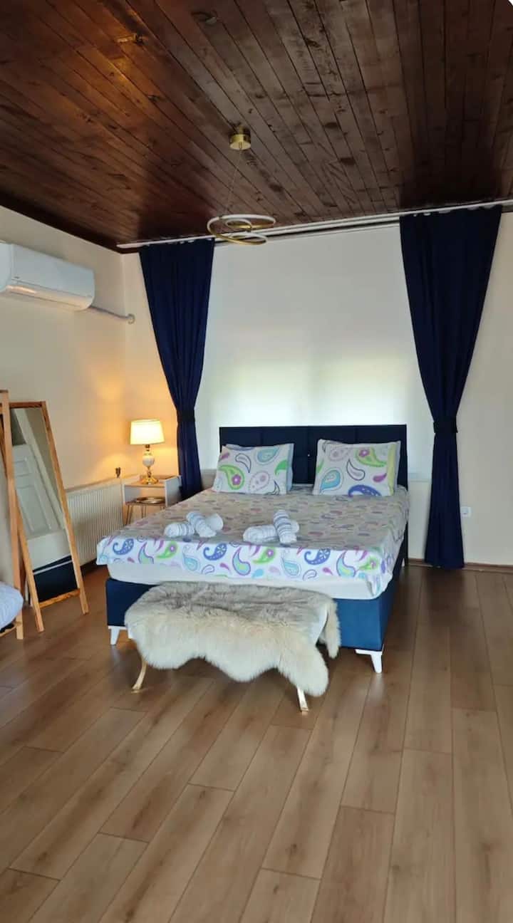 Konforlu, Merkezi,muhteşem Manzaralı Aile Evi. - Riva