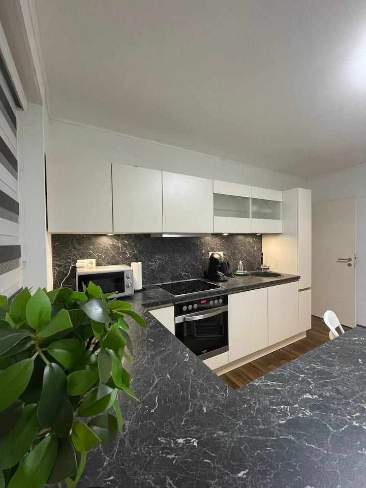 Cozy Ground Floor Apartment In Weißenthurm For 6 - Mendig