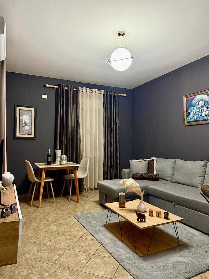 Tirana Central Suite 5 - Tirana