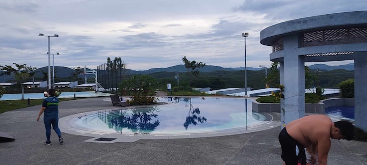 Fully Air Conditioned-two Bedroom House. - Compostela