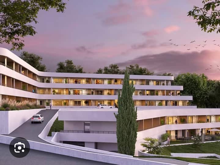 •	F2 Neuf Haut Standing Résidence Premium - Porticcio