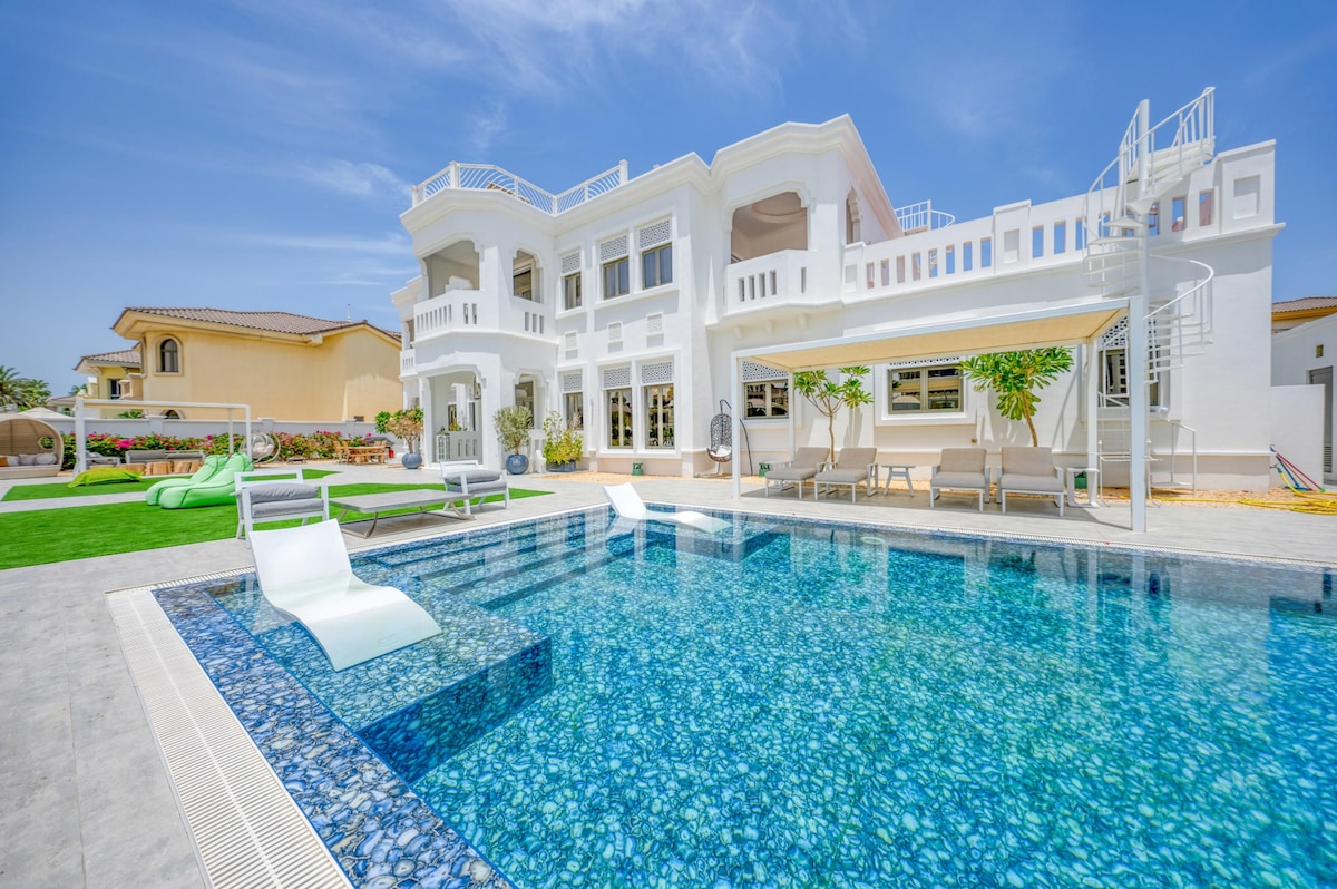 Seafront Greek Private Villa